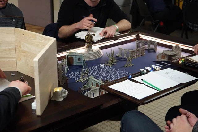 Cómo empezar a jugar al rol de mesa desde cero: qué sistema elegir primero y cómo dirigir la primera sesión