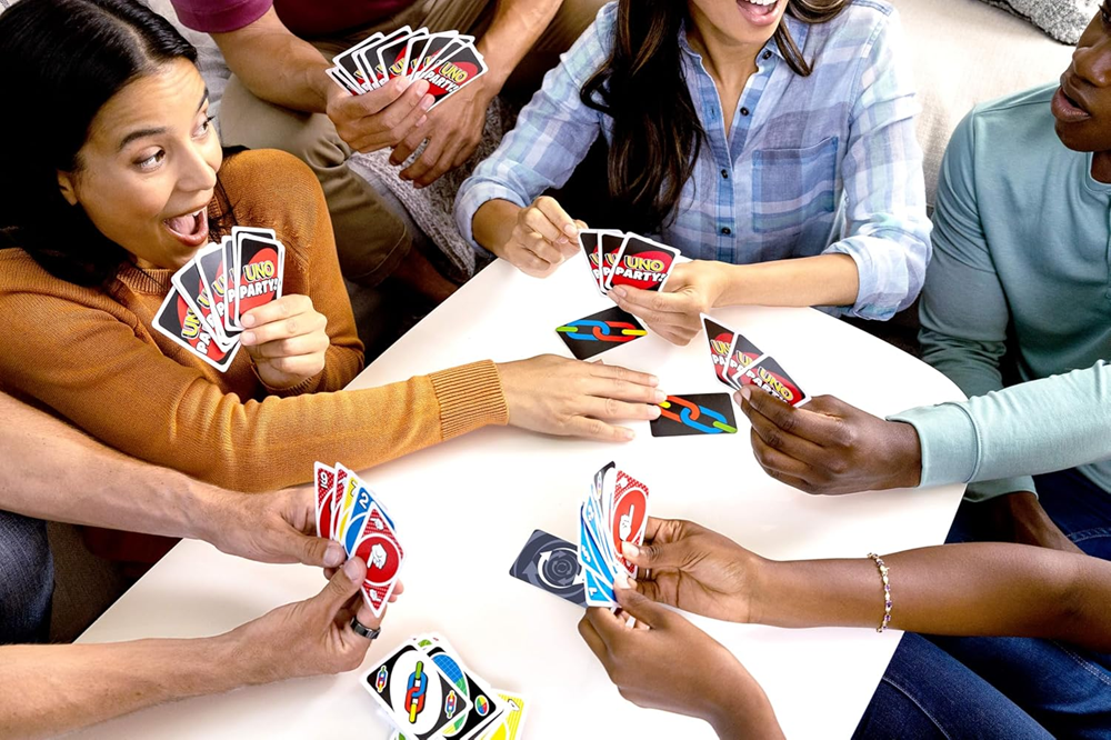 Juego de fiesta, juego de mesa, juego de cartas: por qué la distinción importa menos de lo que el hobby cree